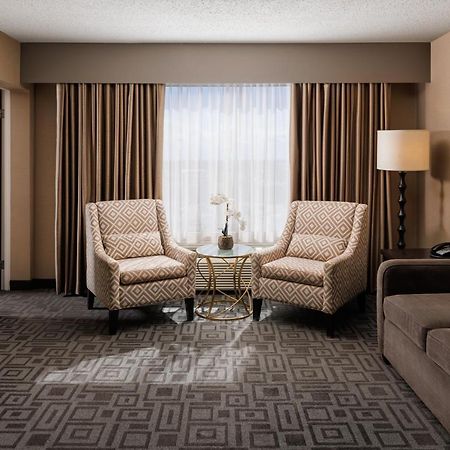 Pomeroy Hotel & Conference Centre Grande Prairie Buitenkant foto