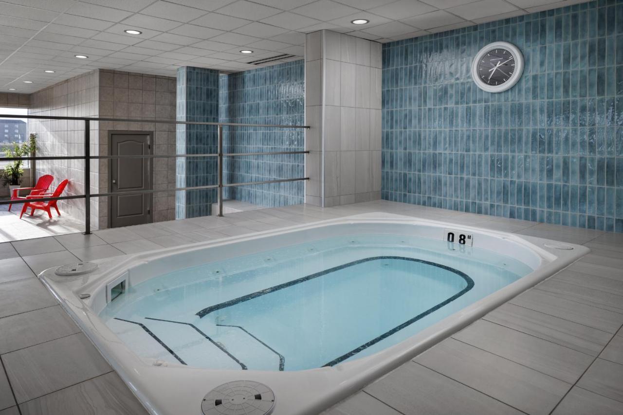Pomeroy Hotel & Conference Centre Grande Prairie Buitenkant foto